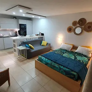 Are We Are Saint-martin Apartment