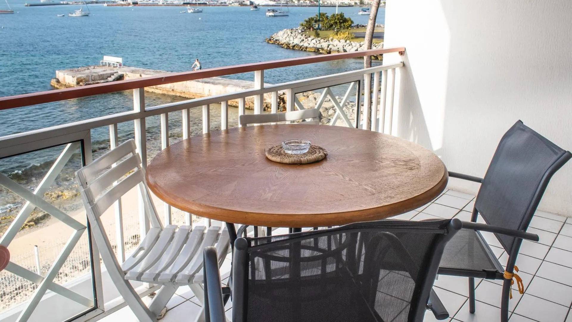 La Petite Brise Apartment Marigot